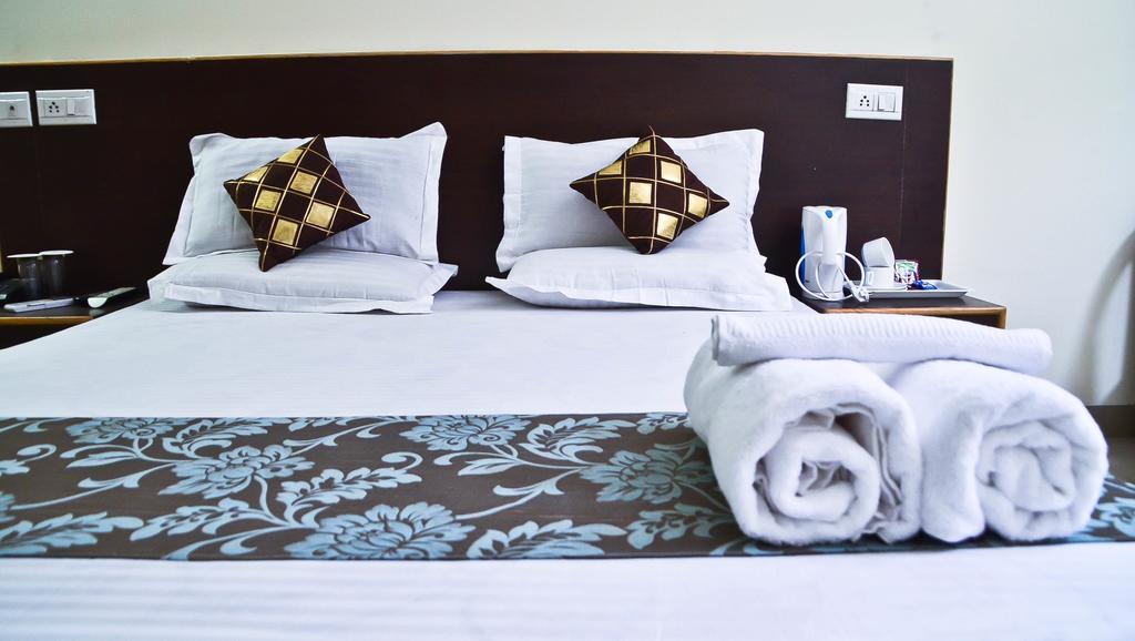 Hotel Ananta Inn Джайпур Екстериор снимка