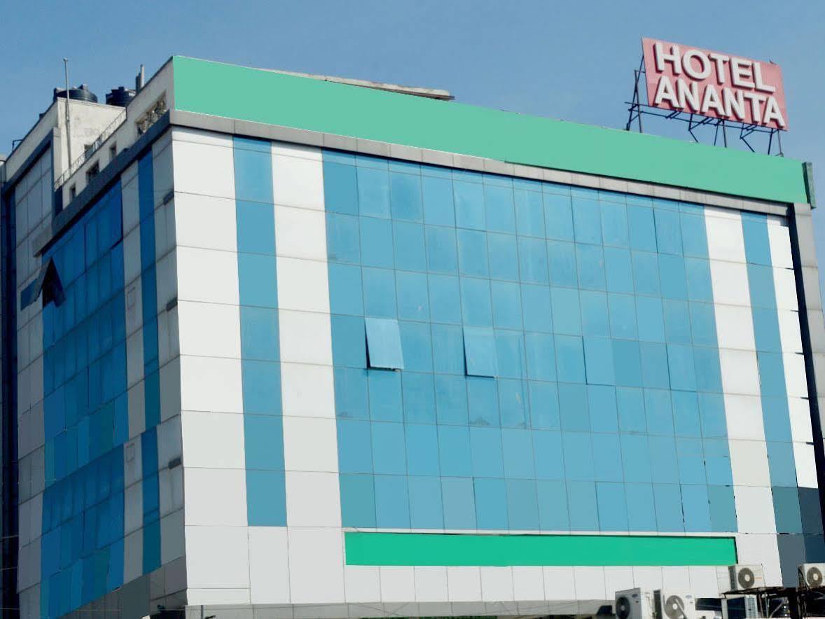 Hotel Ananta Inn Джайпур Екстериор снимка